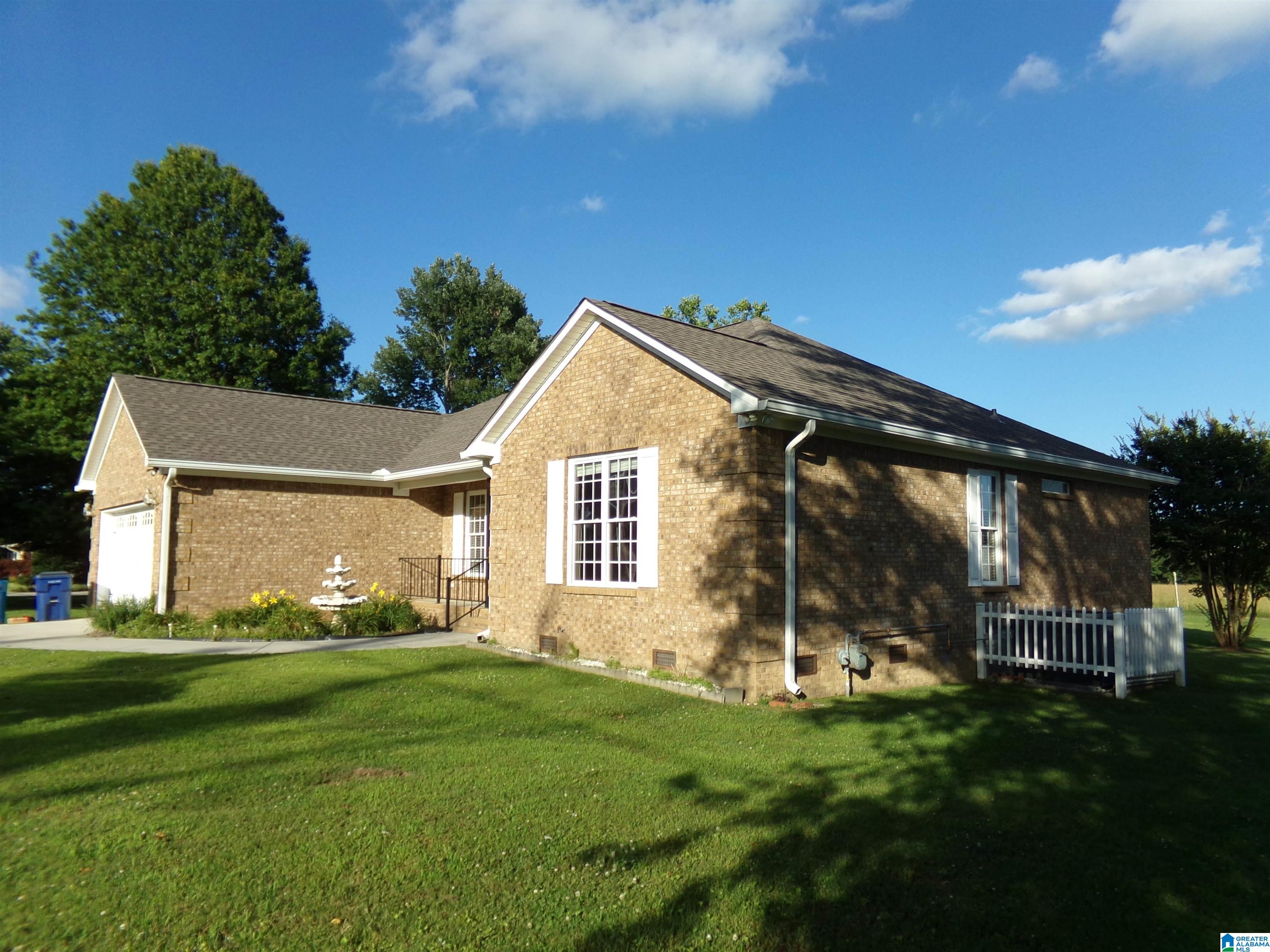 1322 Lowery Road Northeast Arab, AL 35016 - Photo 14 of 99