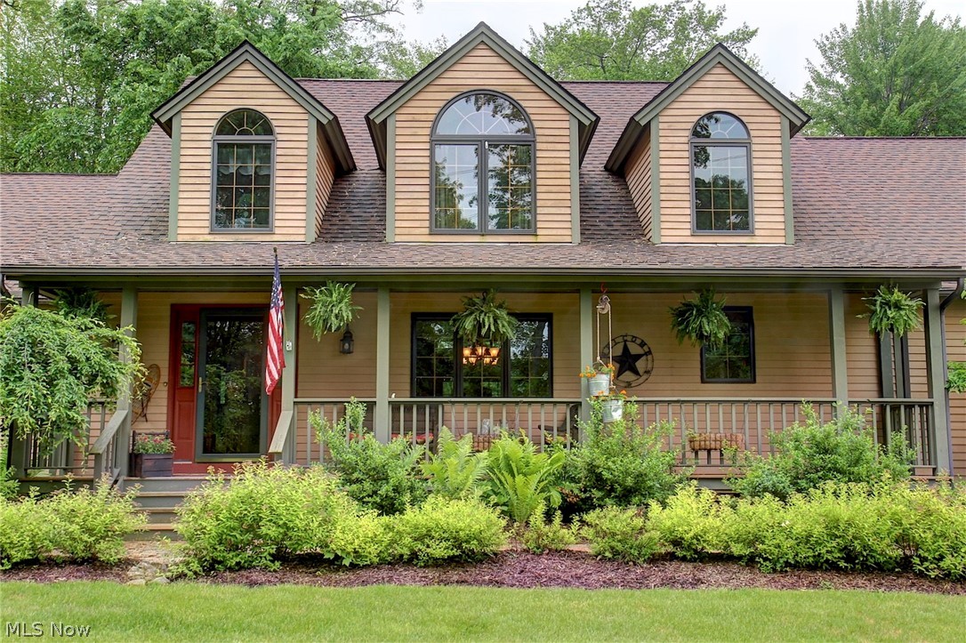 36824 Aurora Road Solon, OH 44139 - Photo 2 of 35 Gallery Image 2