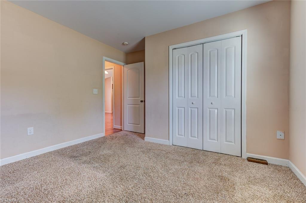 945 Tussey Road Lexington, NC 27295 - Photo 18 of 28 Gallery Image 18