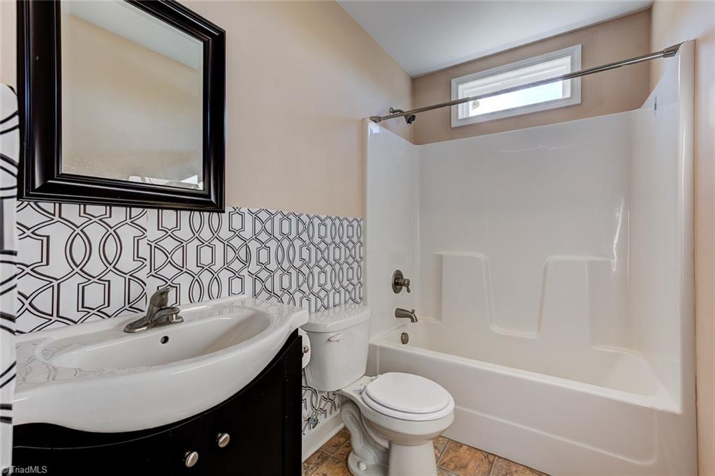 945 Tussey Road Lexington, NC 27295 - Photo 19 of 28 Gallery Image 19