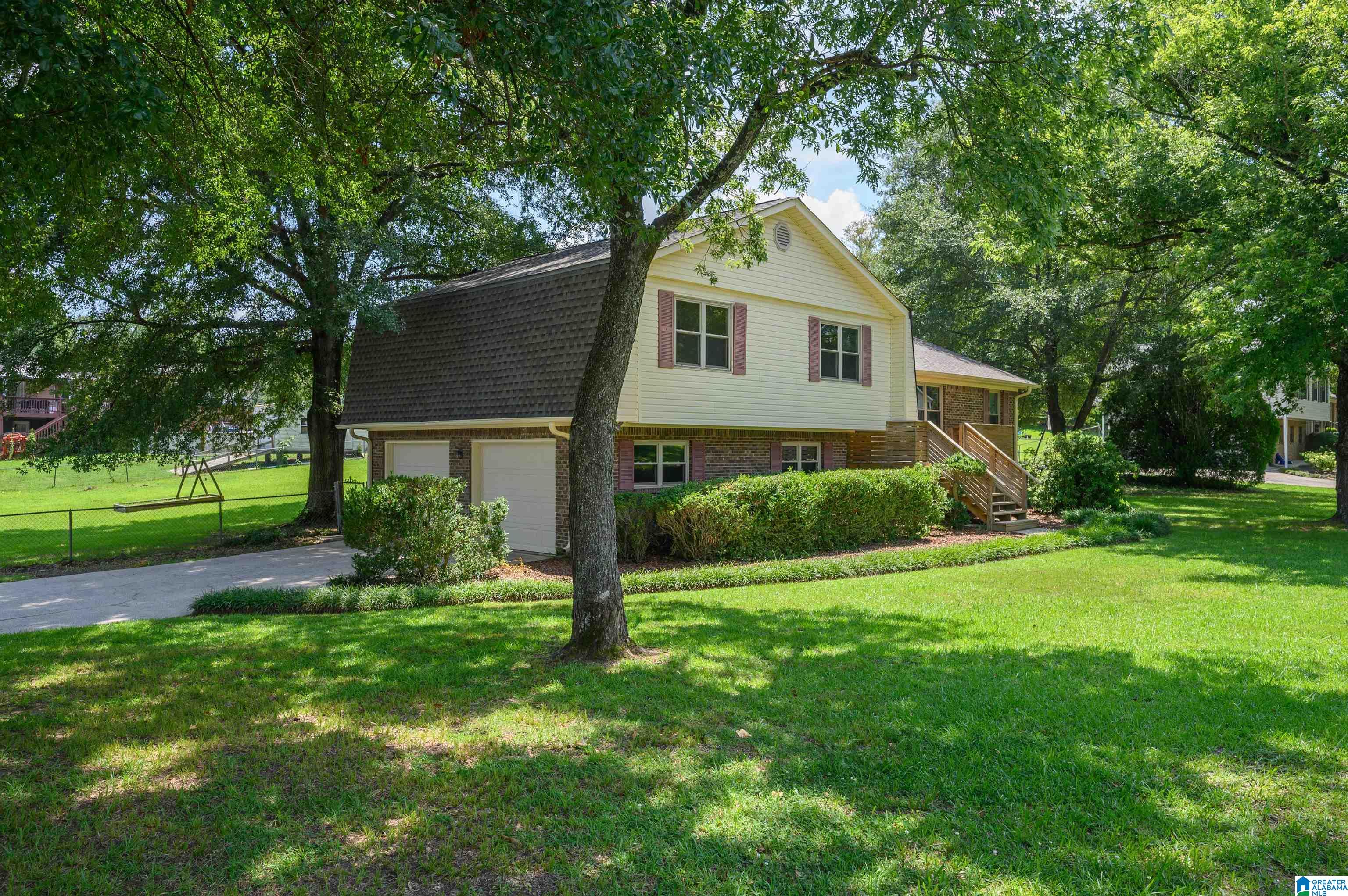1221 7th Avenue Southwest Alabaster, AL 35007 - Photo 3 of 50