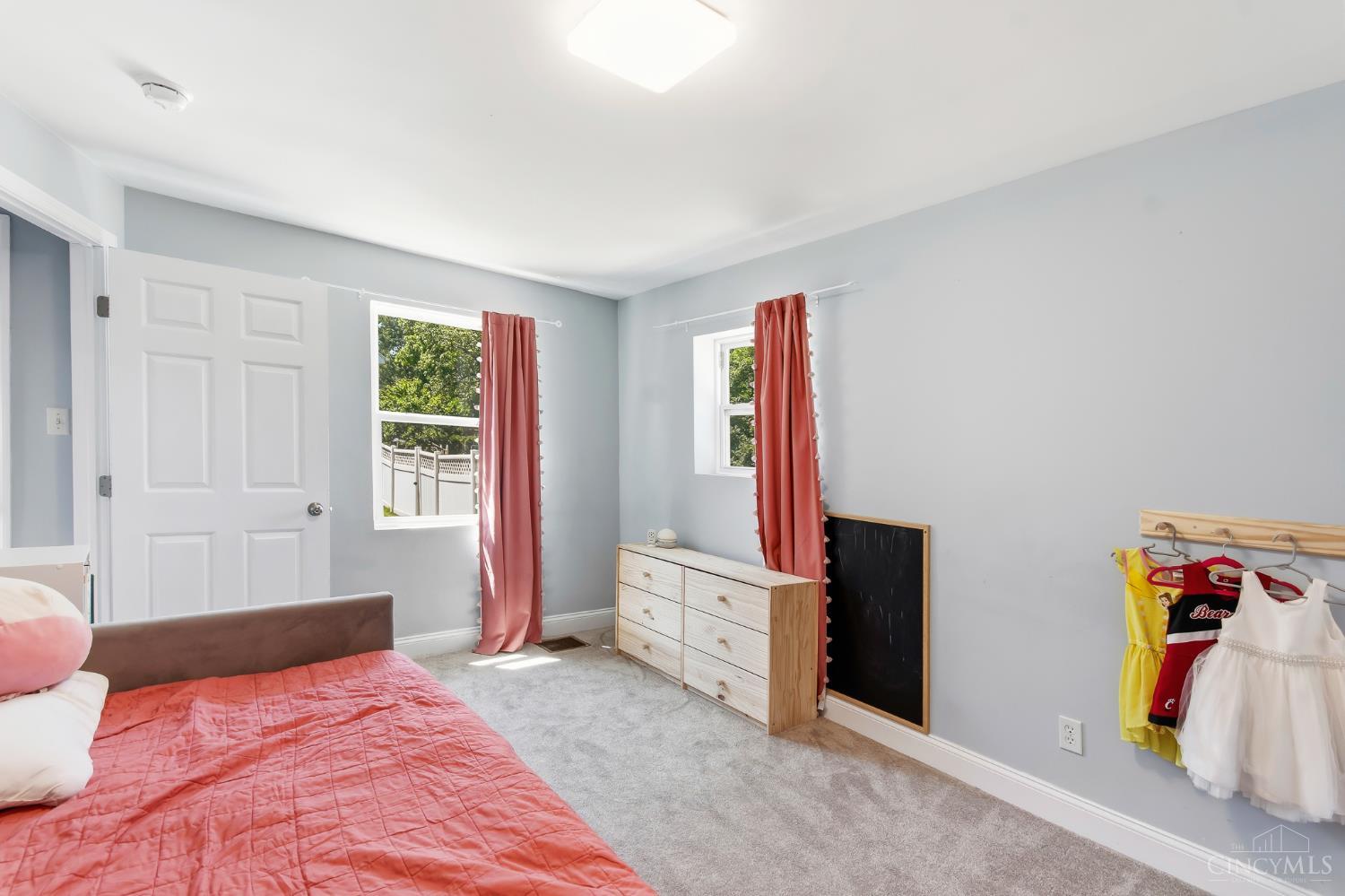4638 Sycamore Road Cincinnati, OH 45242 - Photo 10 of 16