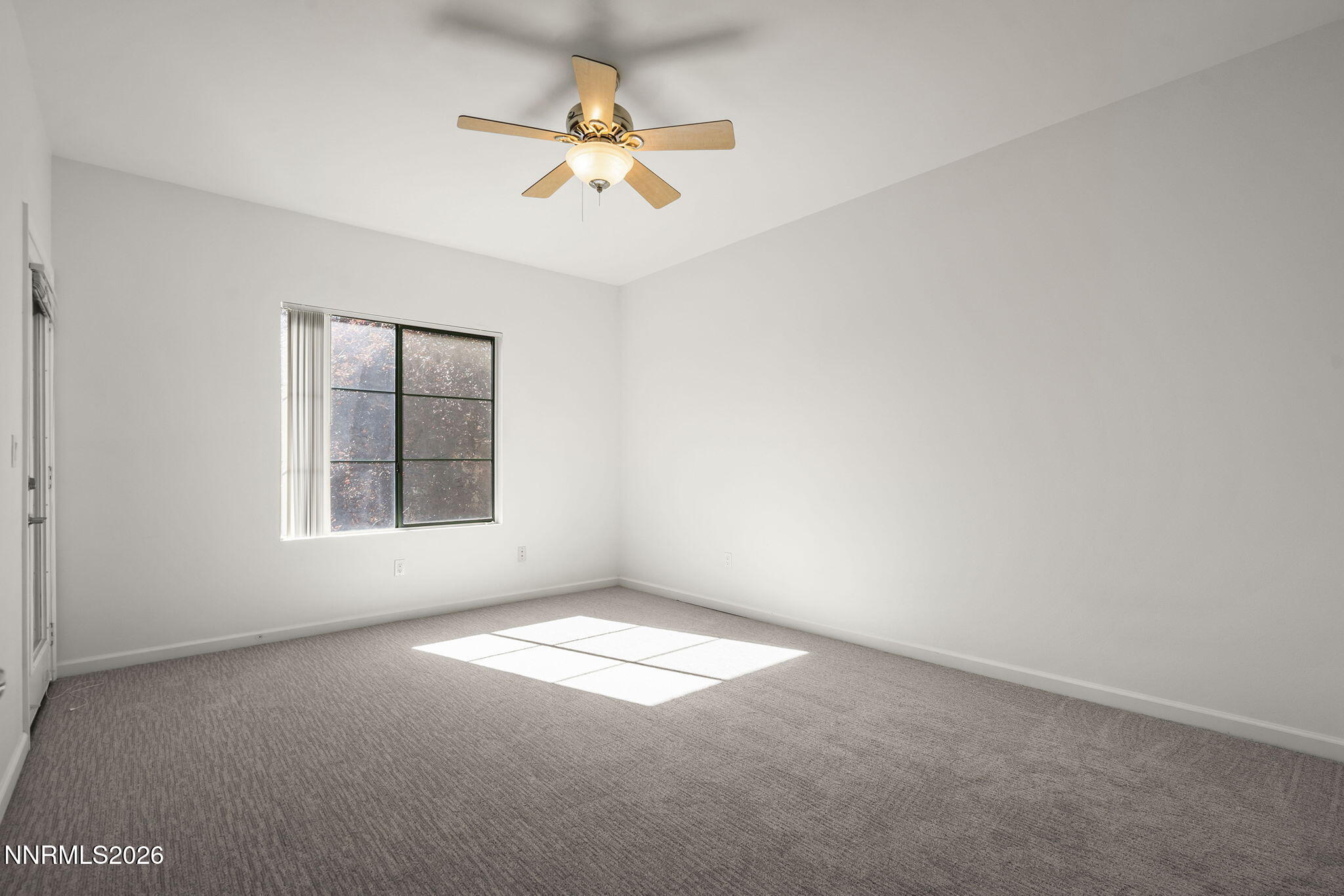 900 South Meadows Parkway, Unit 622 Reno, NV 89521 - Photo 17 of 30 an empty room with a window