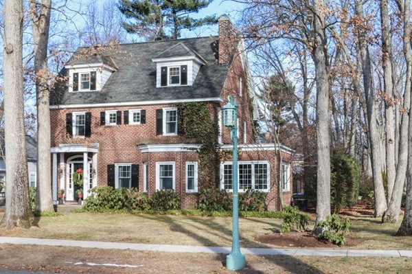 32 Wendover Road Longmeadow, MA 01106 - Photo 1 of 26 Gallery Image 1
