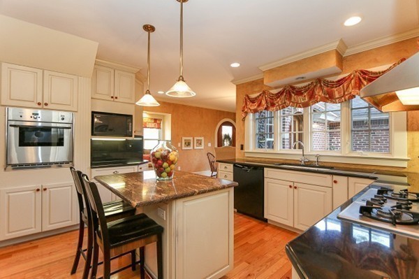 32 Wendover Road Longmeadow, MA 01106 - Photo 12 of 26 Gallery Image 12