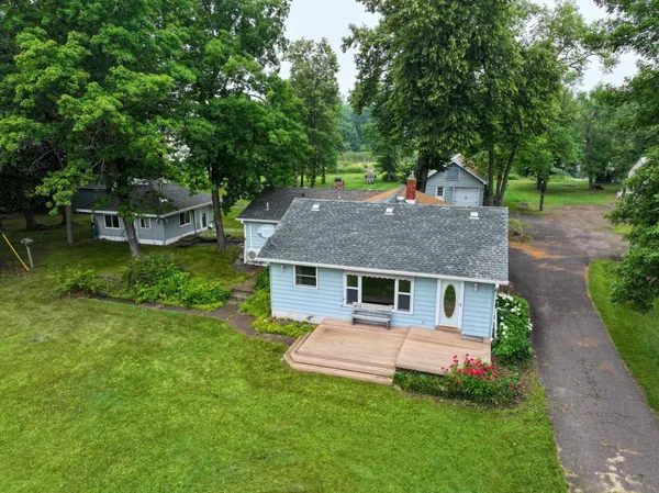 $455,000 | 910 East Evergreen Street, Isle, MN 56342