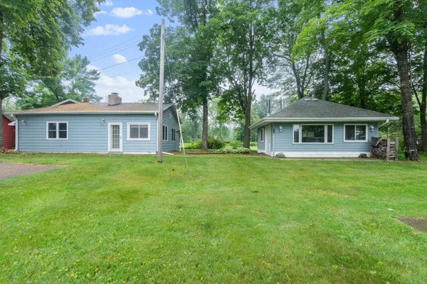 $455,000 | 910 East Evergreen Street, Isle, MN 56342