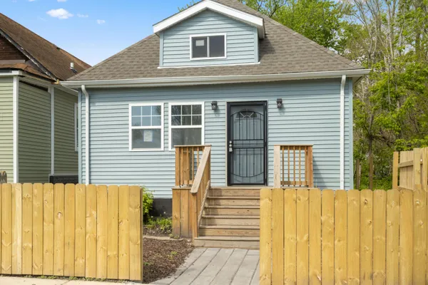 $250,000 | 1560 McKinley Street, Gary, IN 46404