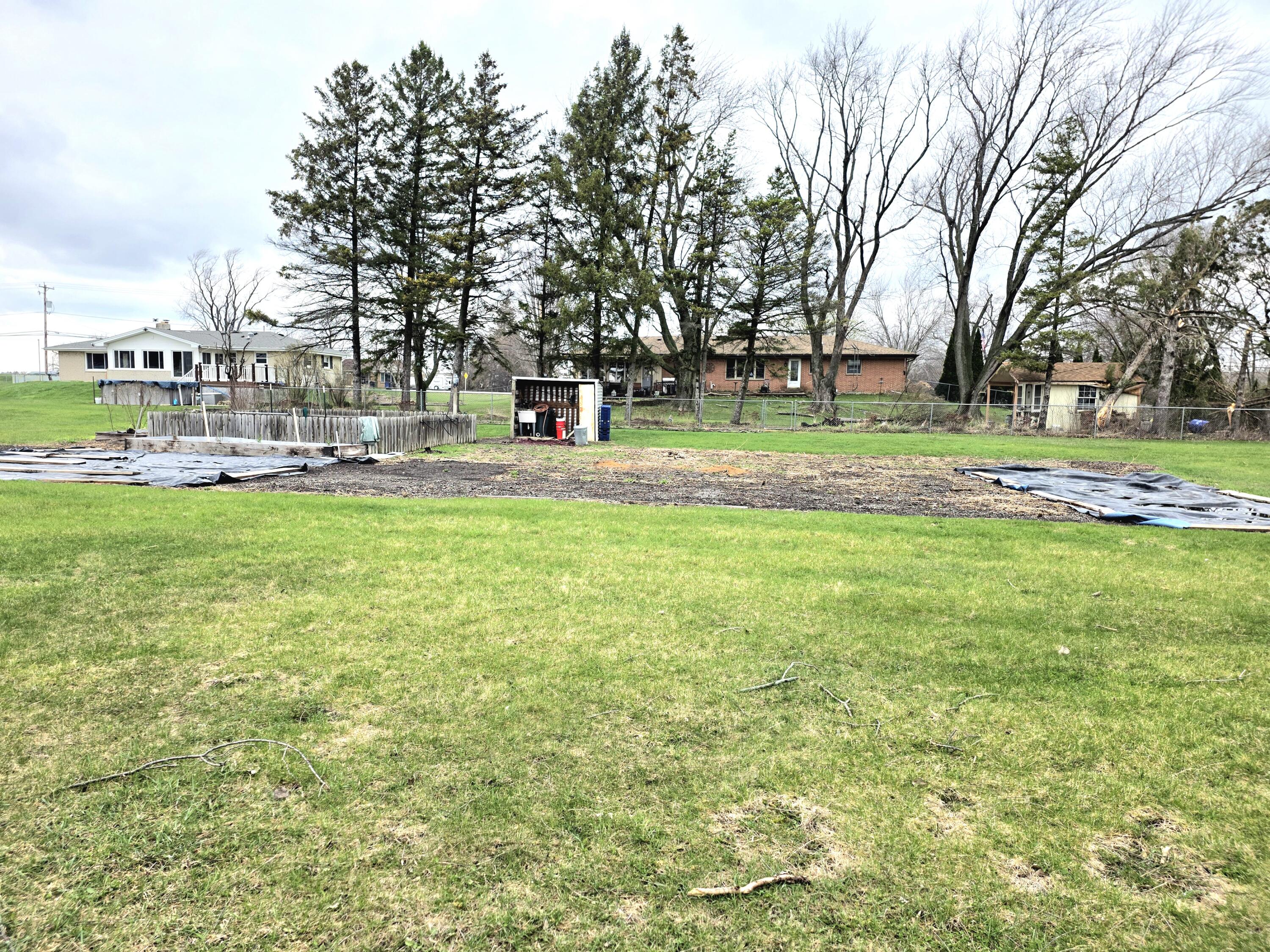10741 Spring Street Mount Pleasant, WI 53177 - Photo 14 of 48 Garden Beds