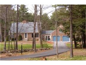 8 Hollis Lane Rochester, NH 03867 - Photo 1 of 9