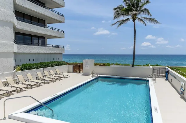 $9,000 | 3560 South Ocean Boulevard, Unit 300, South Palm Beach, FL 33480