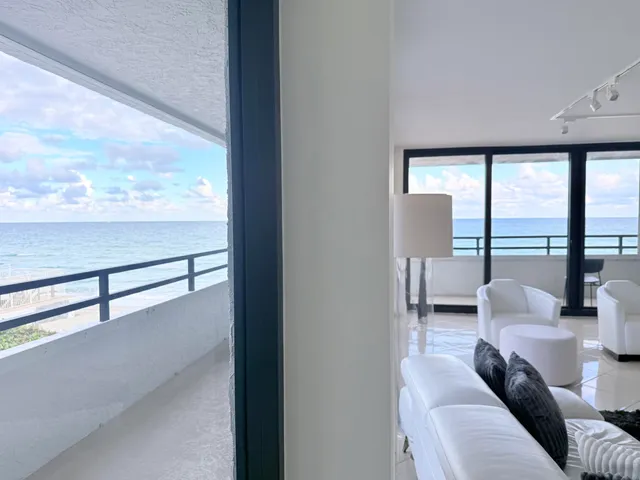 $9,000 | 3560 South Ocean Boulevard, Unit 300, South Palm Beach, FL 33480