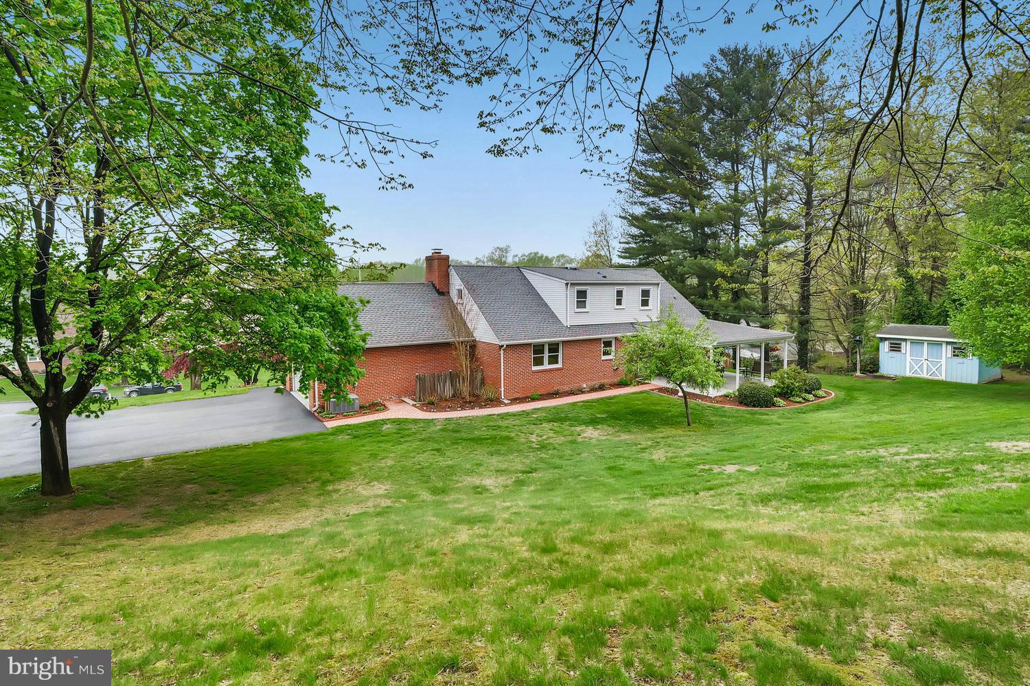 2705 Lawson Road Fallston, MD 21047 - Photo 29 of 30 a garden view with a seating space