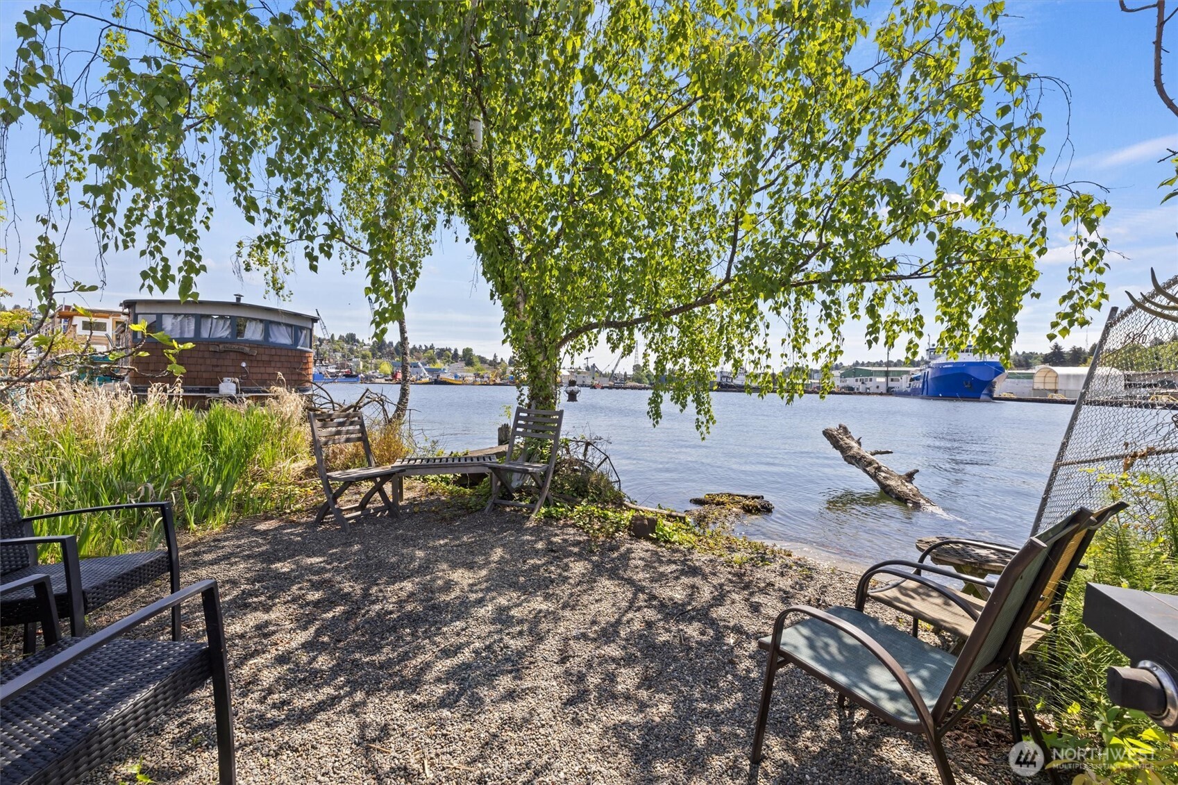 1080 West Ewing Place, Unit 0P Seattle, WA 98119 - Photo 17 of 31