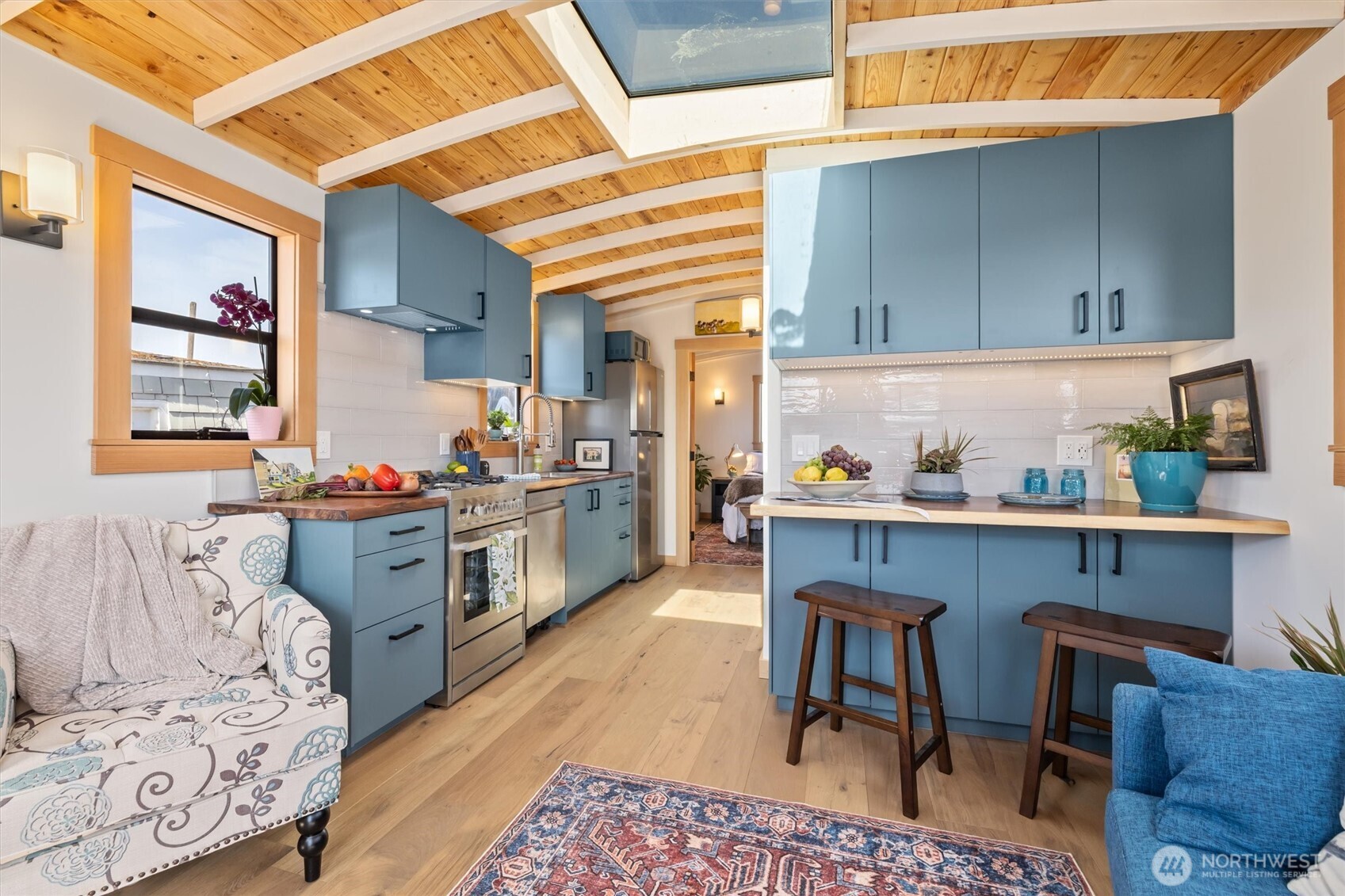 1080 West Ewing Place, Unit 0P Seattle, WA 98119 - Photo 8 of 31