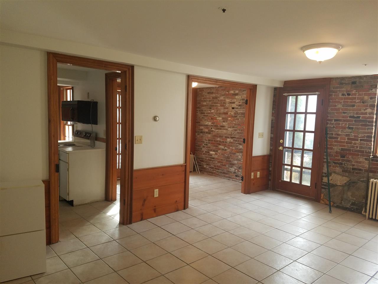 17 Portland Avenue, Unit 2 Dover, NH 03820 - Photo 2 of 6