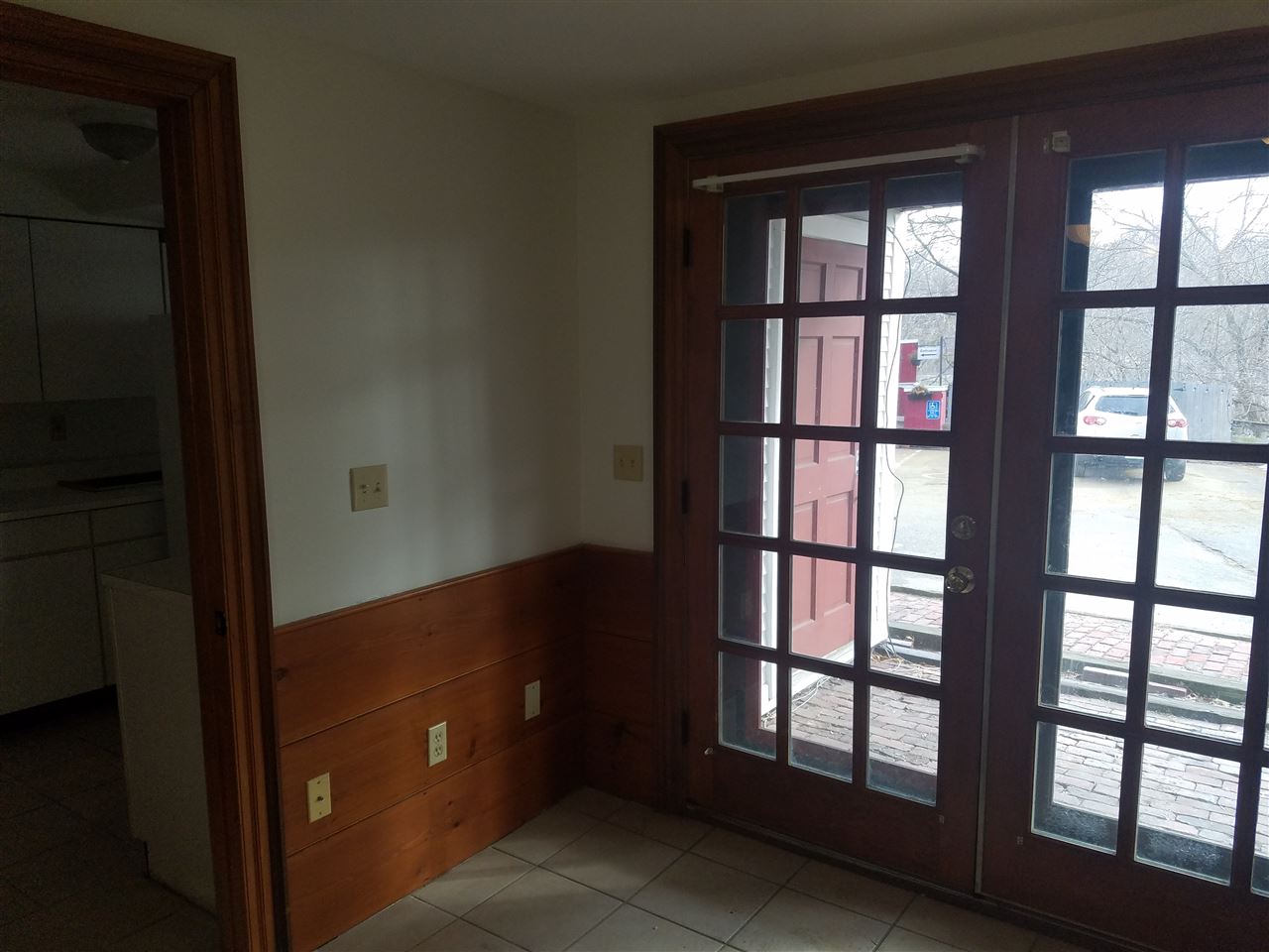 17 Portland Avenue, Unit 2 Dover, NH 03820 - Photo 5 of 6
