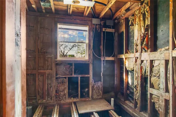 $375,000 | 2928 Pine Avenue, Waco, TX 76708