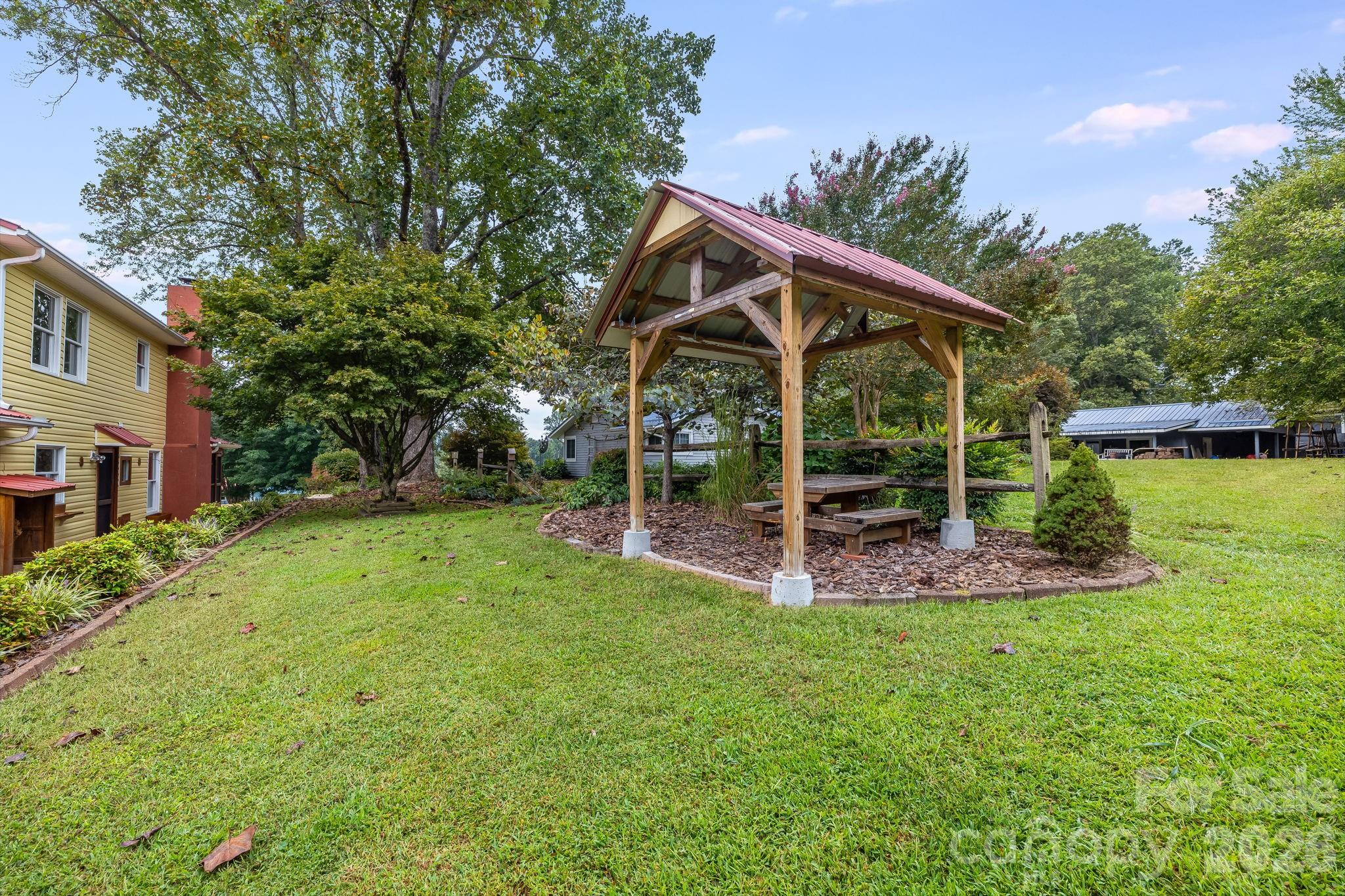 53 Armstrong Road Etowah, NC 28729 - Photo 42 of 46 Gallery Image 42