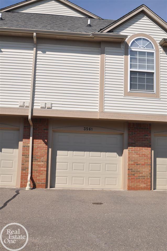 3561 Oakmonte Boulevard Rochester, MI 48306 - Photo 24 of 30 31264234-23.JPG