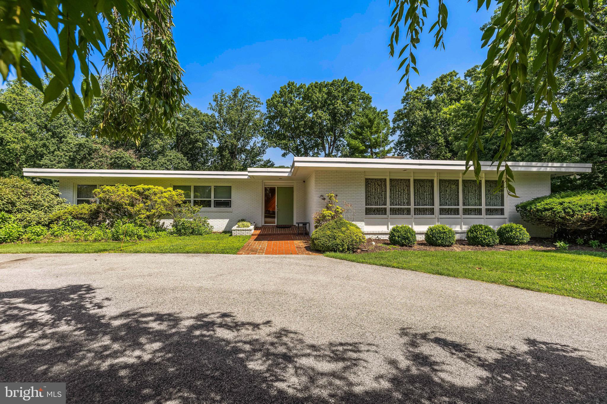 3310 Midfield Road Baltimore, MD 21208 - Photo 3 of 65