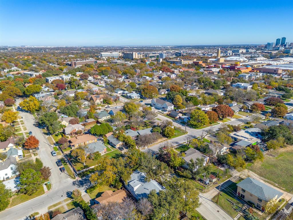 1900 Sutter Street, Unit C Fort Worth, TX 76107 - Photo 25 of 33 an aerial view of a city with lots of residential buildings