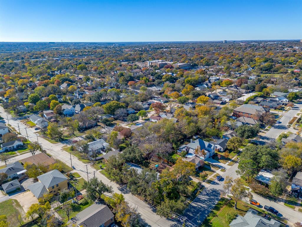 1900 Sutter Street, Unit C Fort Worth, TX 76107 - Photo 29 of 33 an aerial view of a city with lots of residential buildings