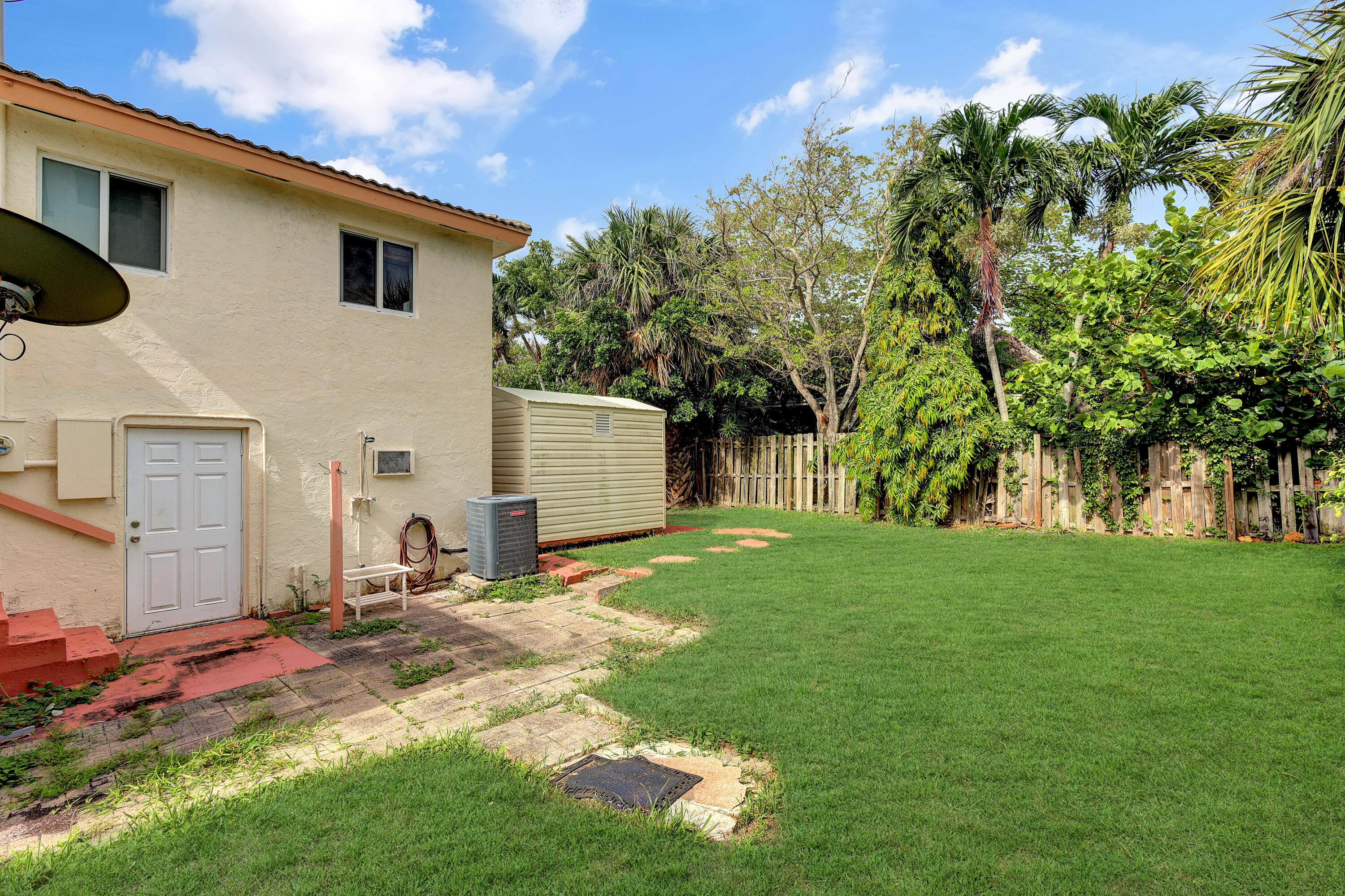 961 Lake Wyman Road Boca Raton, FL 33431 - Photo 24 of 28 2J9A6675