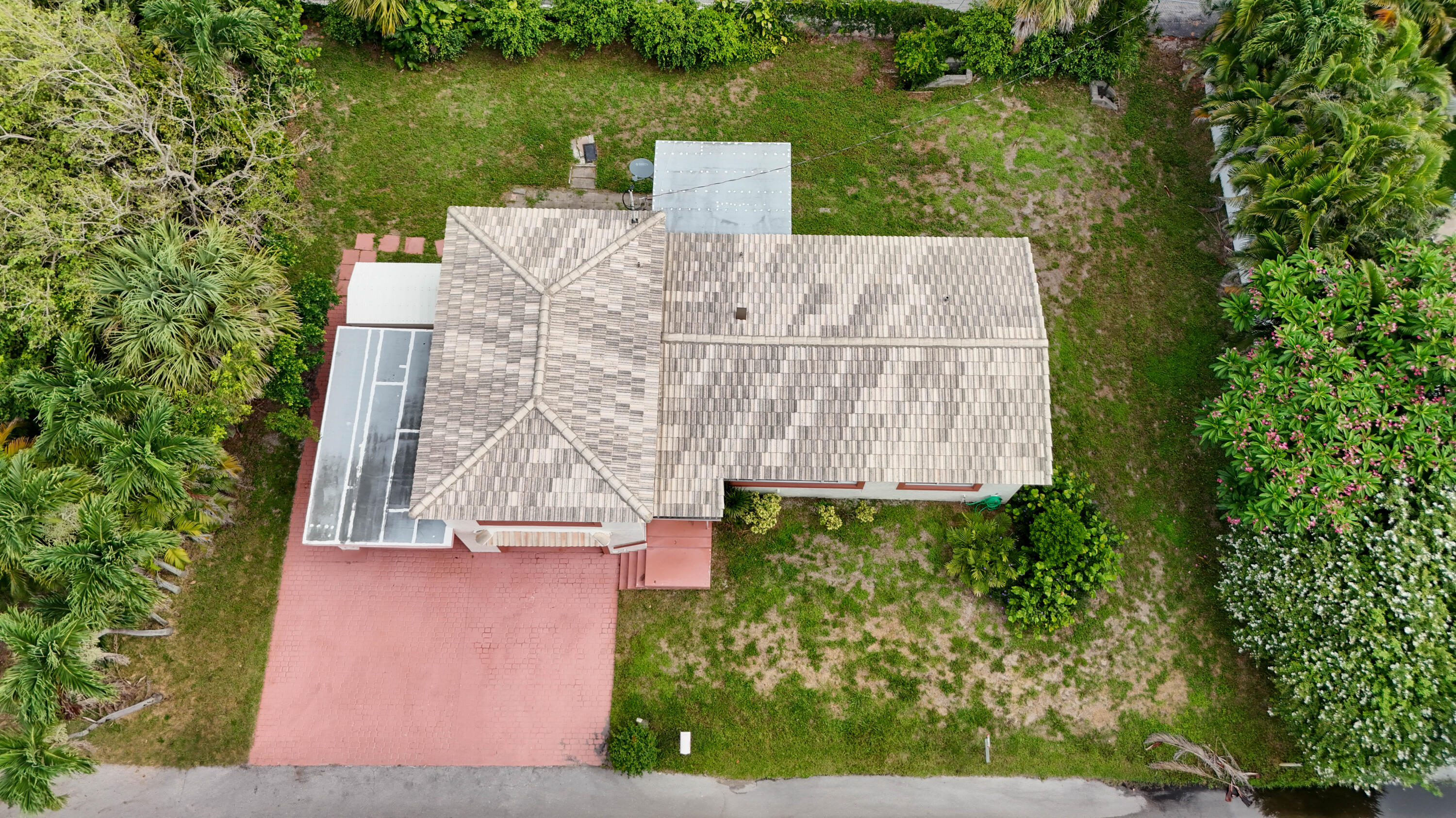 961 Lake Wyman Road Boca Raton, FL 33431 - Photo 27 of 28 DJI_20240708222612_0011_DHDR
