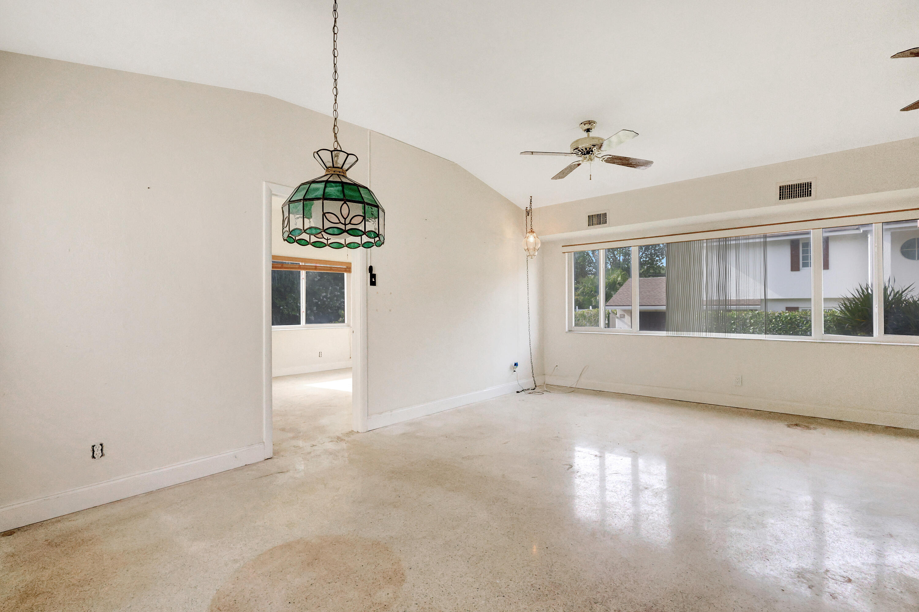961 Lake Wyman Road Boca Raton, FL 33431 - Photo 6 of 28 2J9A6555