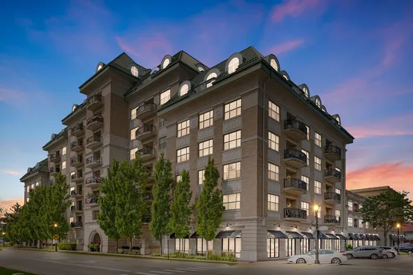 $4,400 | 50 North Plum Grove Road, Unit 606E, Palatine, IL 60067