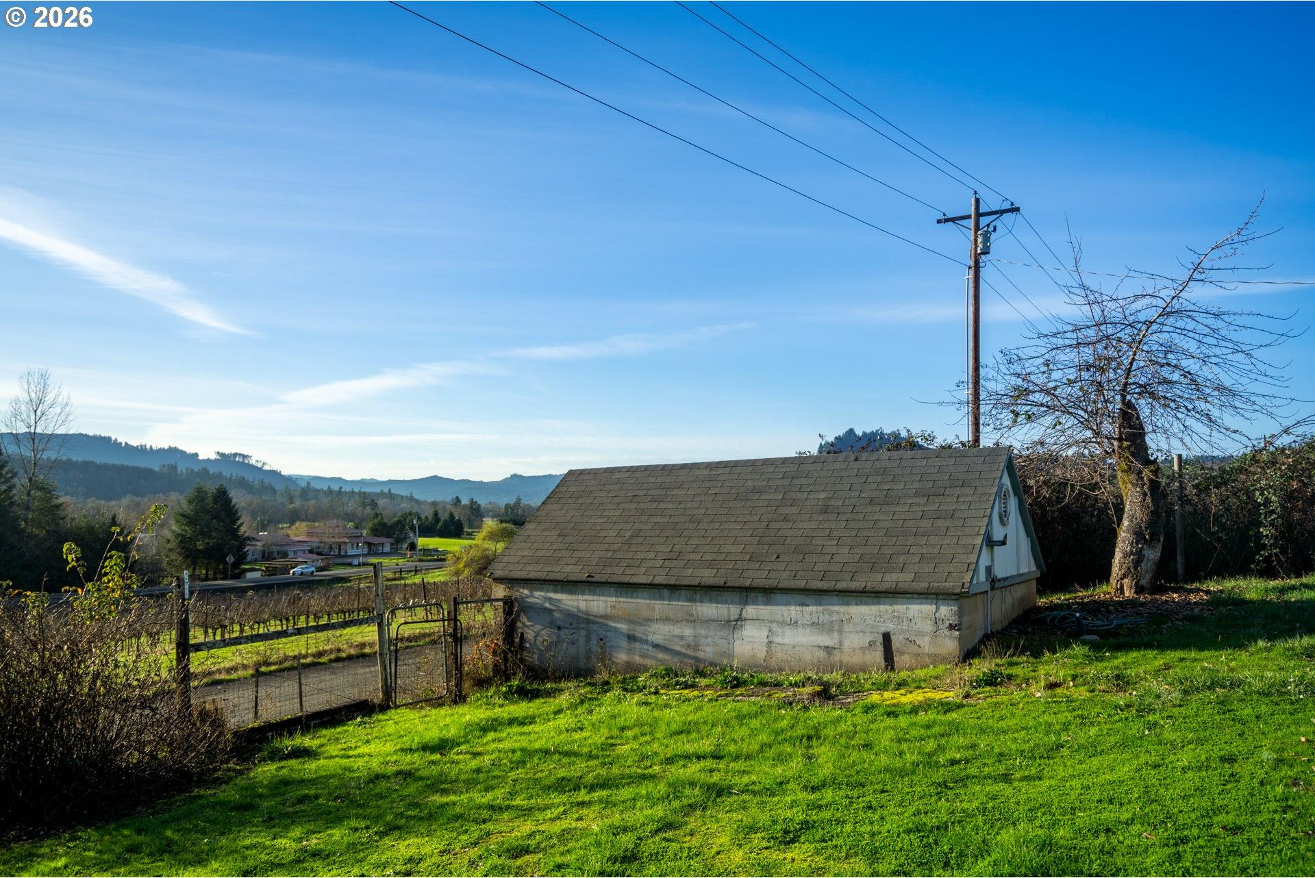 253 Binder Section Road Elkton, OR 97436 - Photo 33 of 44 Gallery Image 33