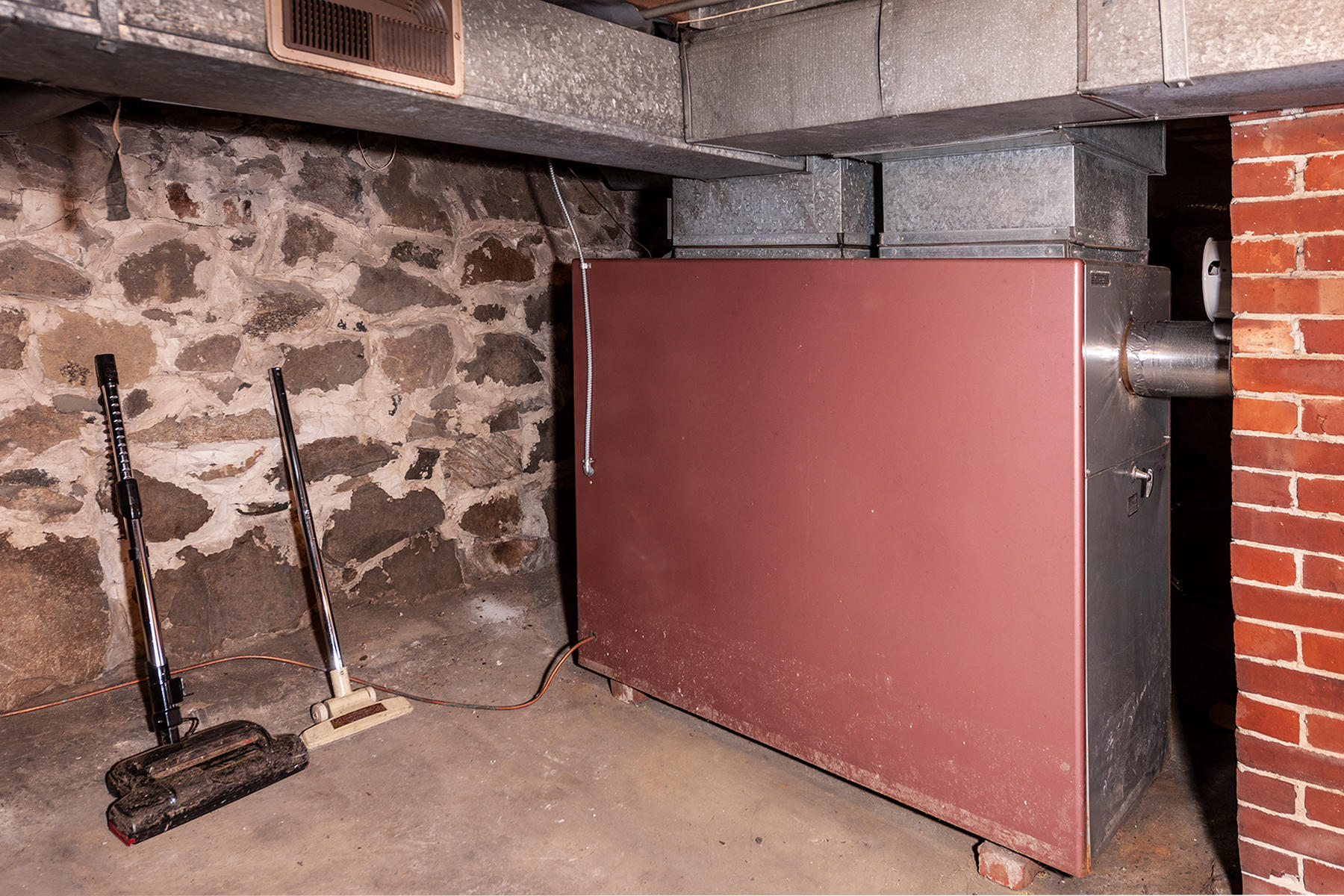 171 Old Post Road York, ME 03909 - Photo 26 of 29 Furnace
