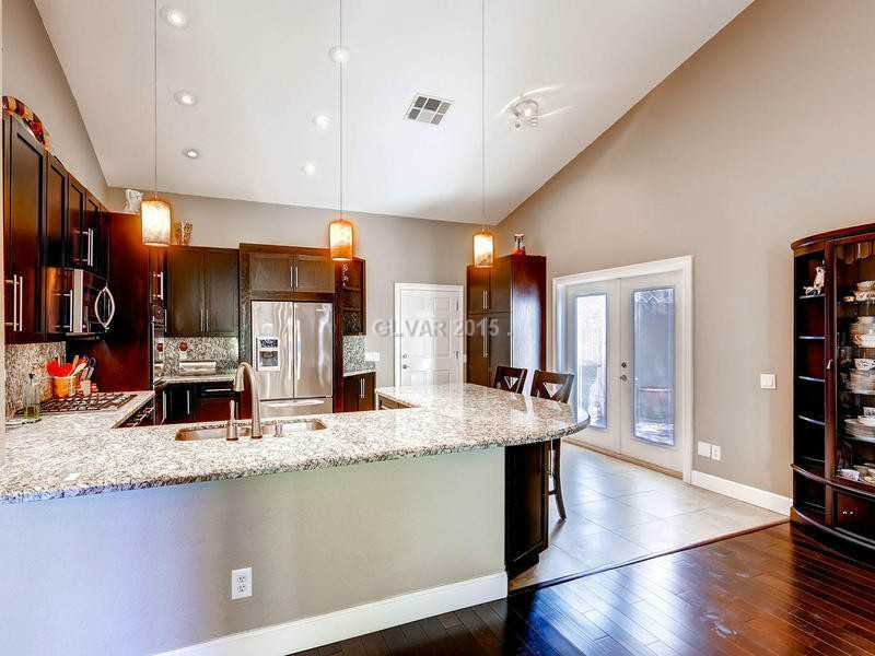 244 Chestnut Ridge Court Henderson, NV 89012 - Photo 5 of 23 Property Photo.