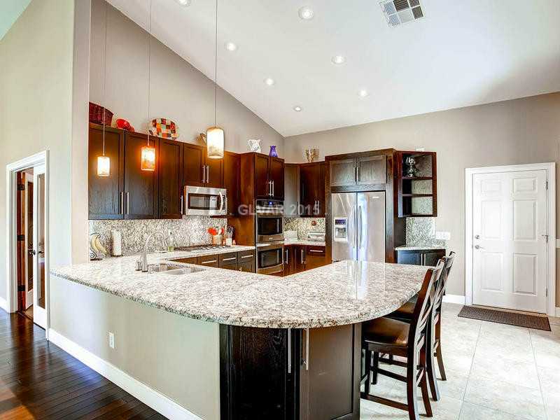 244 Chestnut Ridge Court Henderson, NV 89012 - Photo 6 of 23 Property Photo.
