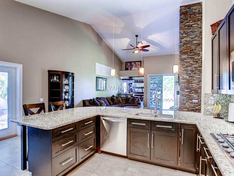 244 Chestnut Ridge Court Henderson, NV 89012 - Photo 8 of 23 Property Photo.