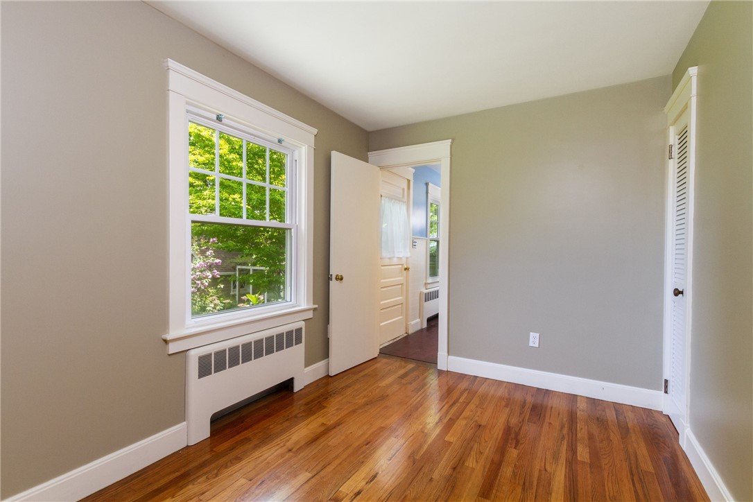 11 Shields Street Newport, RI 02840 - Photo 23 of 33