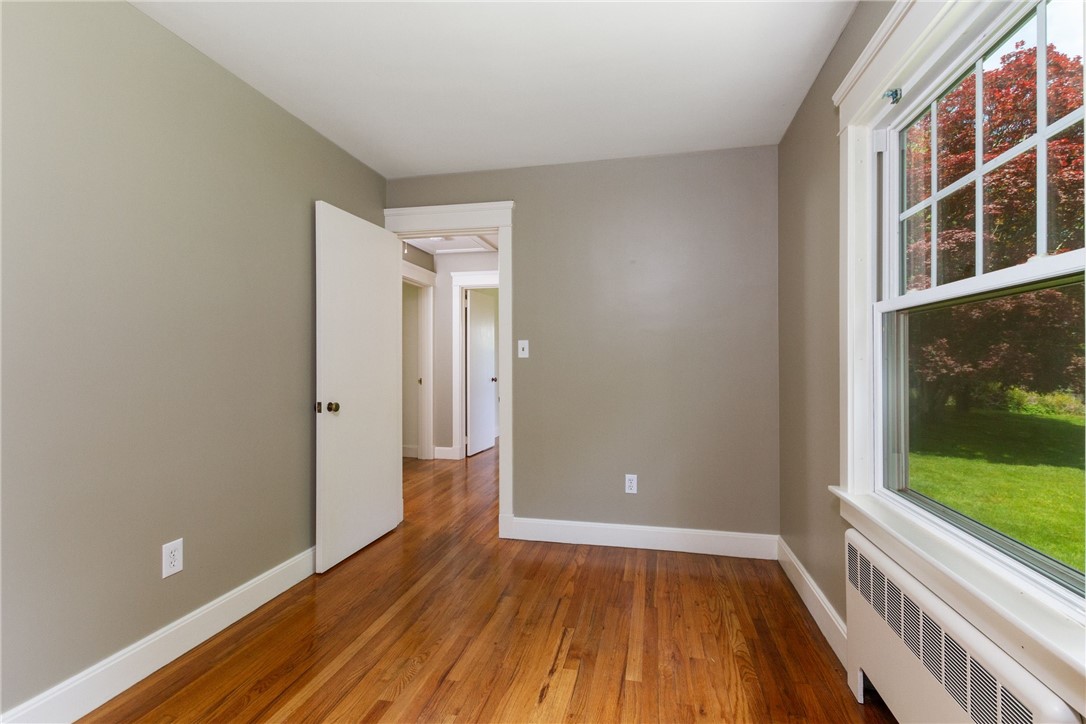 11 Shields Street Newport, RI 02840 - Photo 24 of 33
