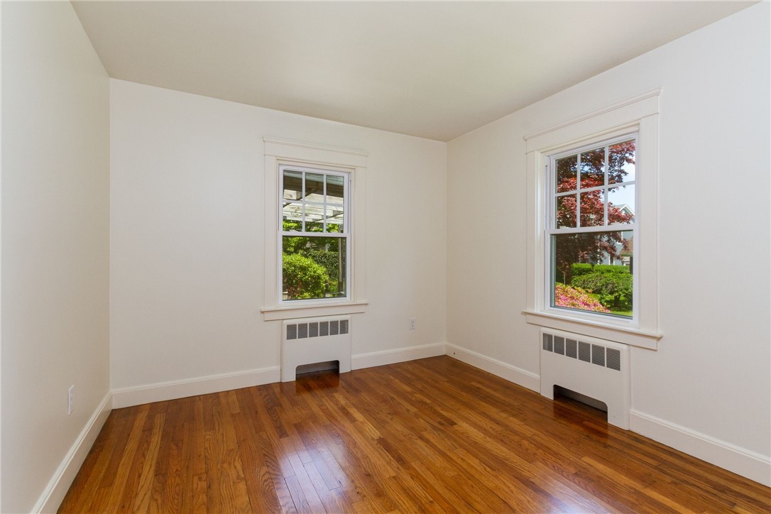 11 Shields Street Newport, RI 02840 - Photo 26 of 33