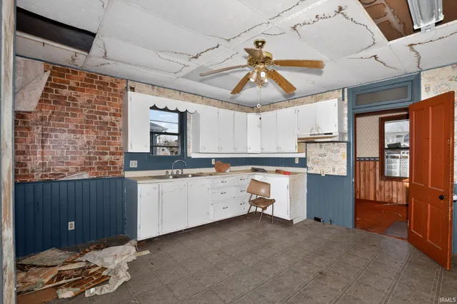 $59,900 | 222 East 5th Street, Peru, IN 46970