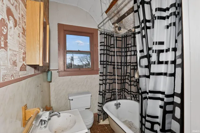 $59,900 | 222 East 5th Street, Peru, IN 46970