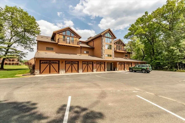 $282,000 | 1848-2 East 20th Court, Unit 2402, Arkdale, WI 54613