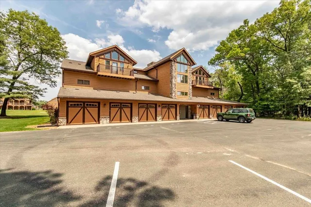 $282,000 | 1848-2 East 20th Court, Unit 2402, Arkdale, WI 54613