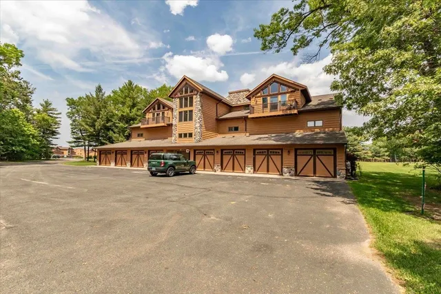 $282,000 | 1848-2 East 20th Court, Unit 2402, Arkdale, WI 54613