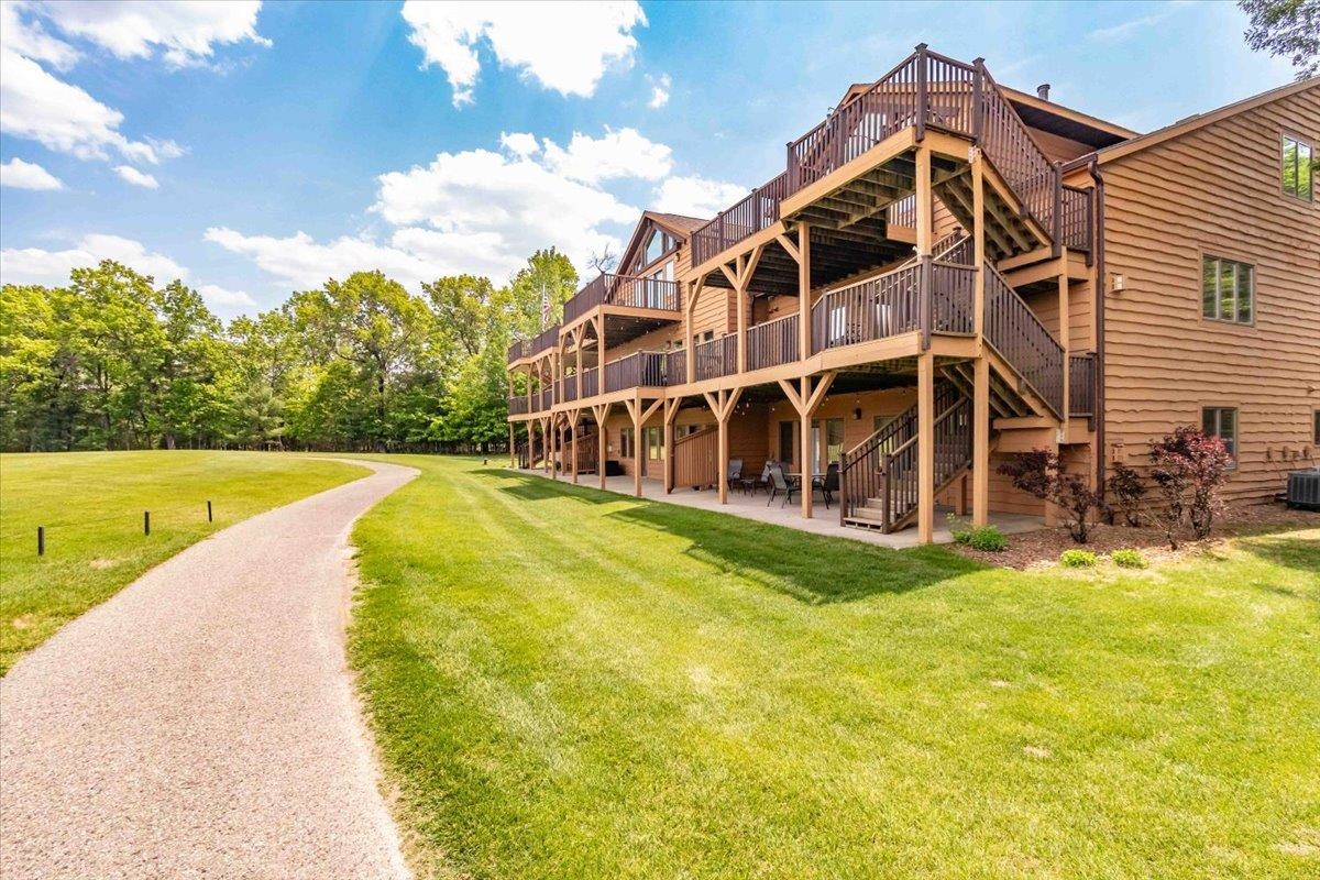 1848-2 East 20th Court, Unit 2402 Arkdale, WI 54613 - Photo 40 of 53