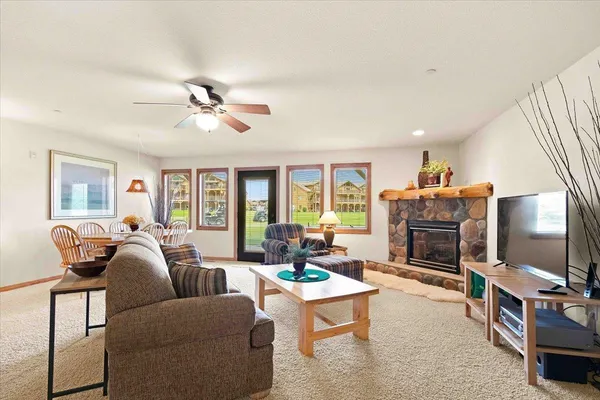 $282,000 | 1848-2 East 20th Court, Unit 2402, Arkdale, WI 54613