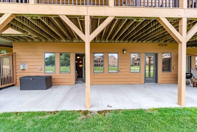 $282,000 | 1848-2 East 20th Court, Unit 2402, Arkdale, WI 54613