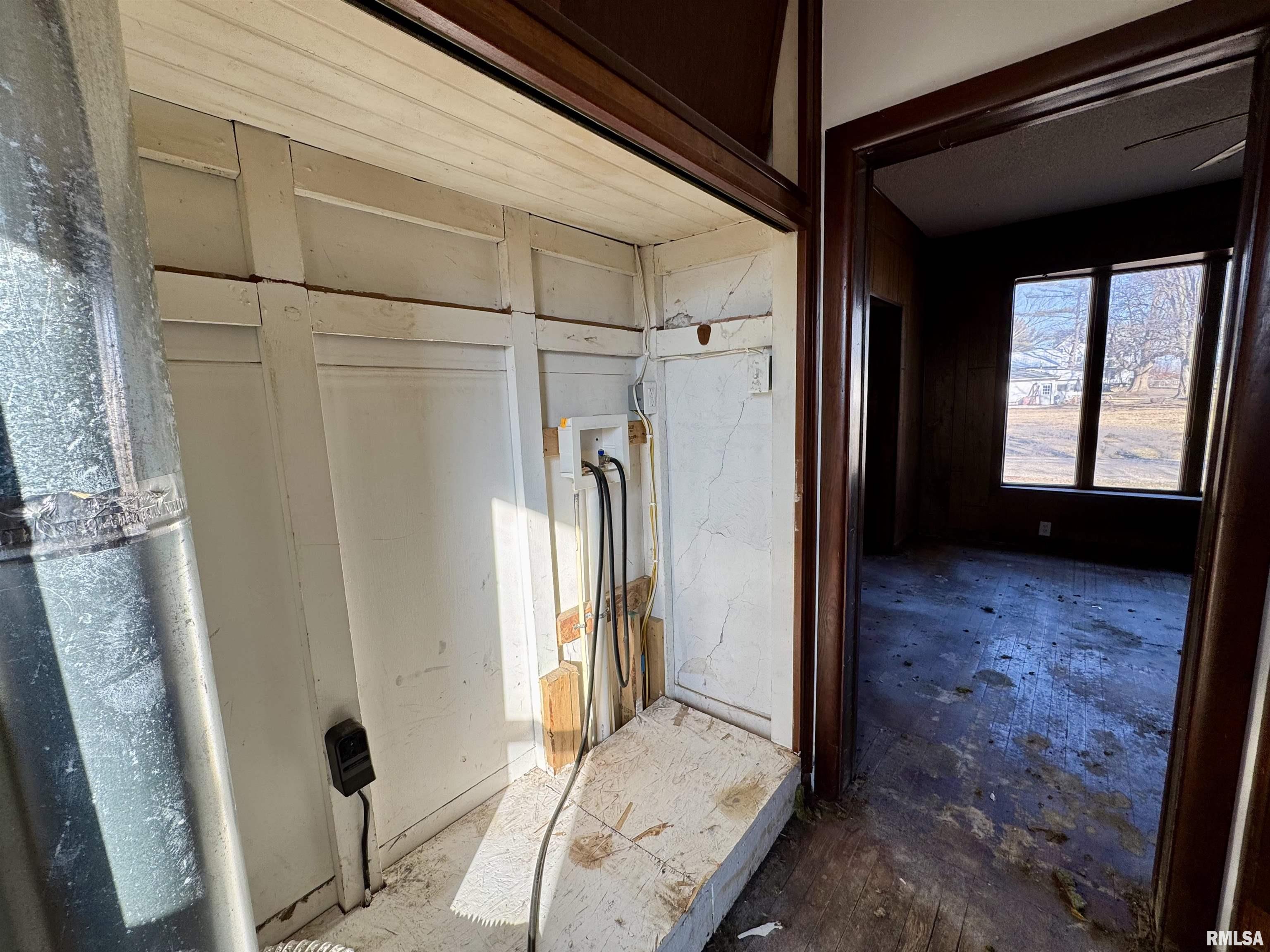 211 West Liberty Street Table Grove, IL 61482 - Photo 13 of 22