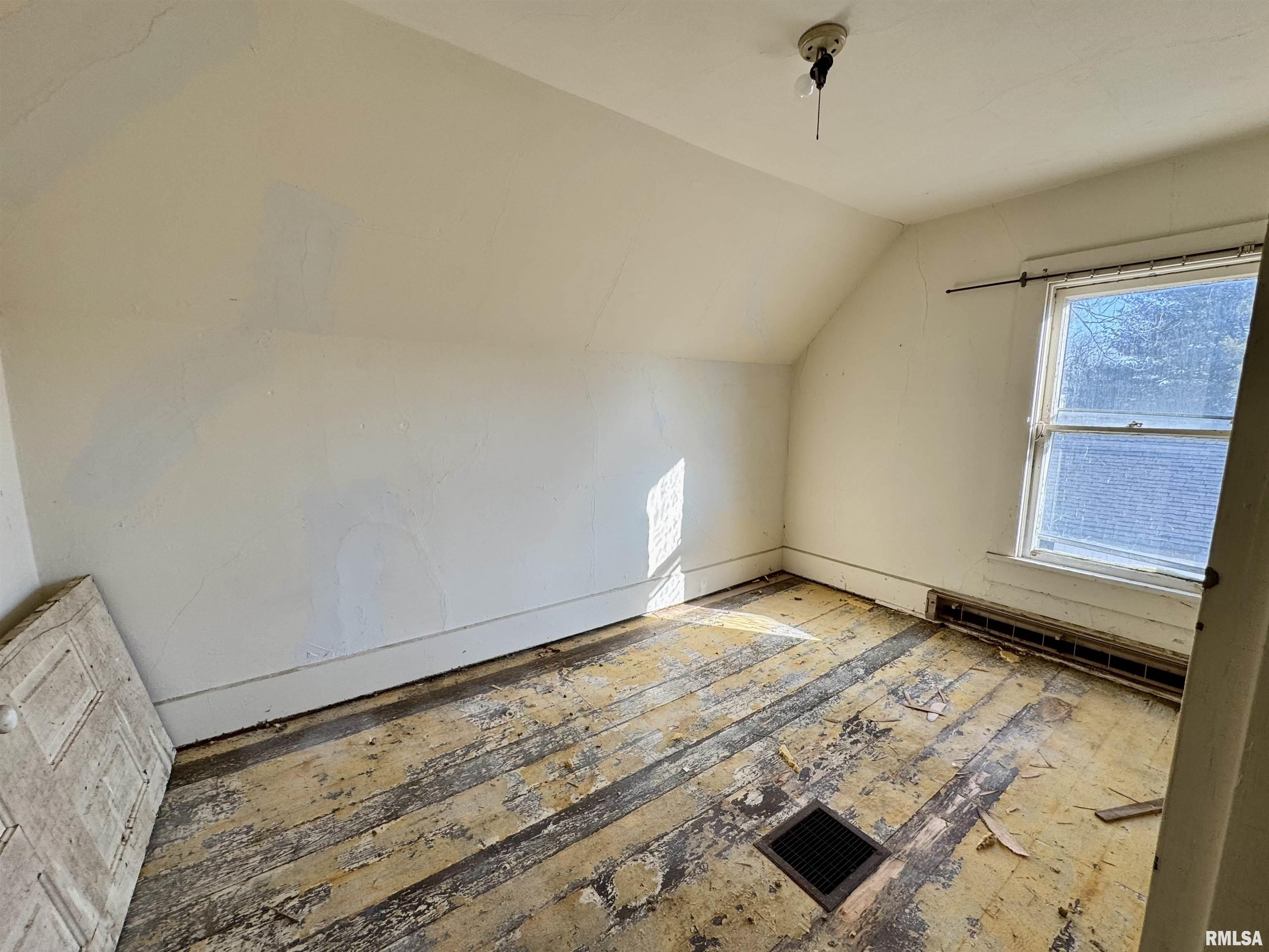 211 West Liberty Street Table Grove, IL 61482 - Photo 18 of 22