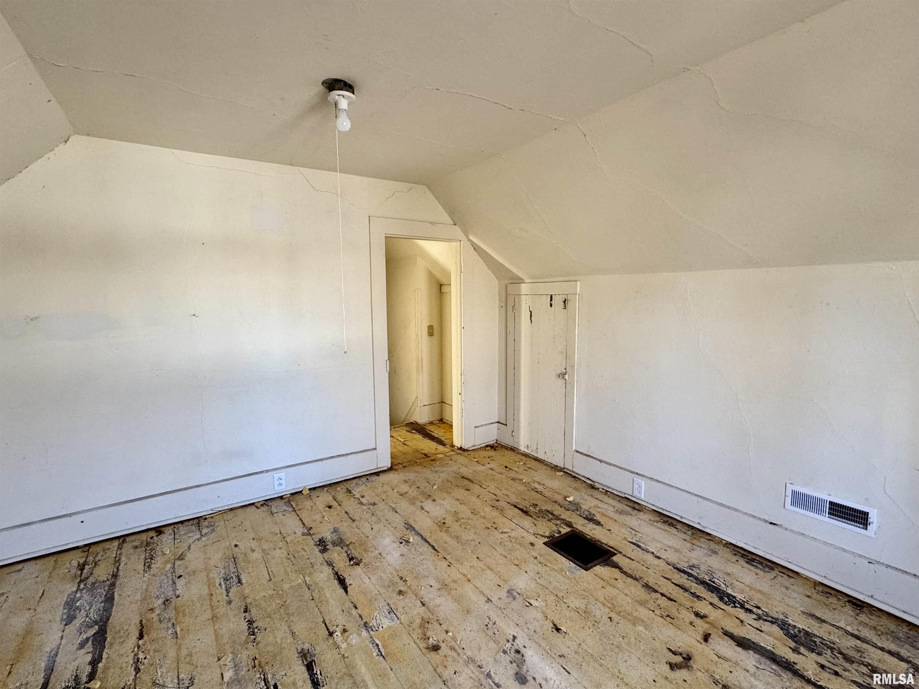 211 West Liberty Street Table Grove, IL 61482 - Photo 20 of 22